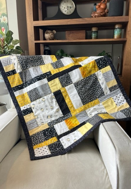 “Buzzy Bee” Baby Quilt