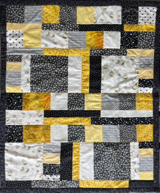 “Buzzy Bee” Baby Quilt