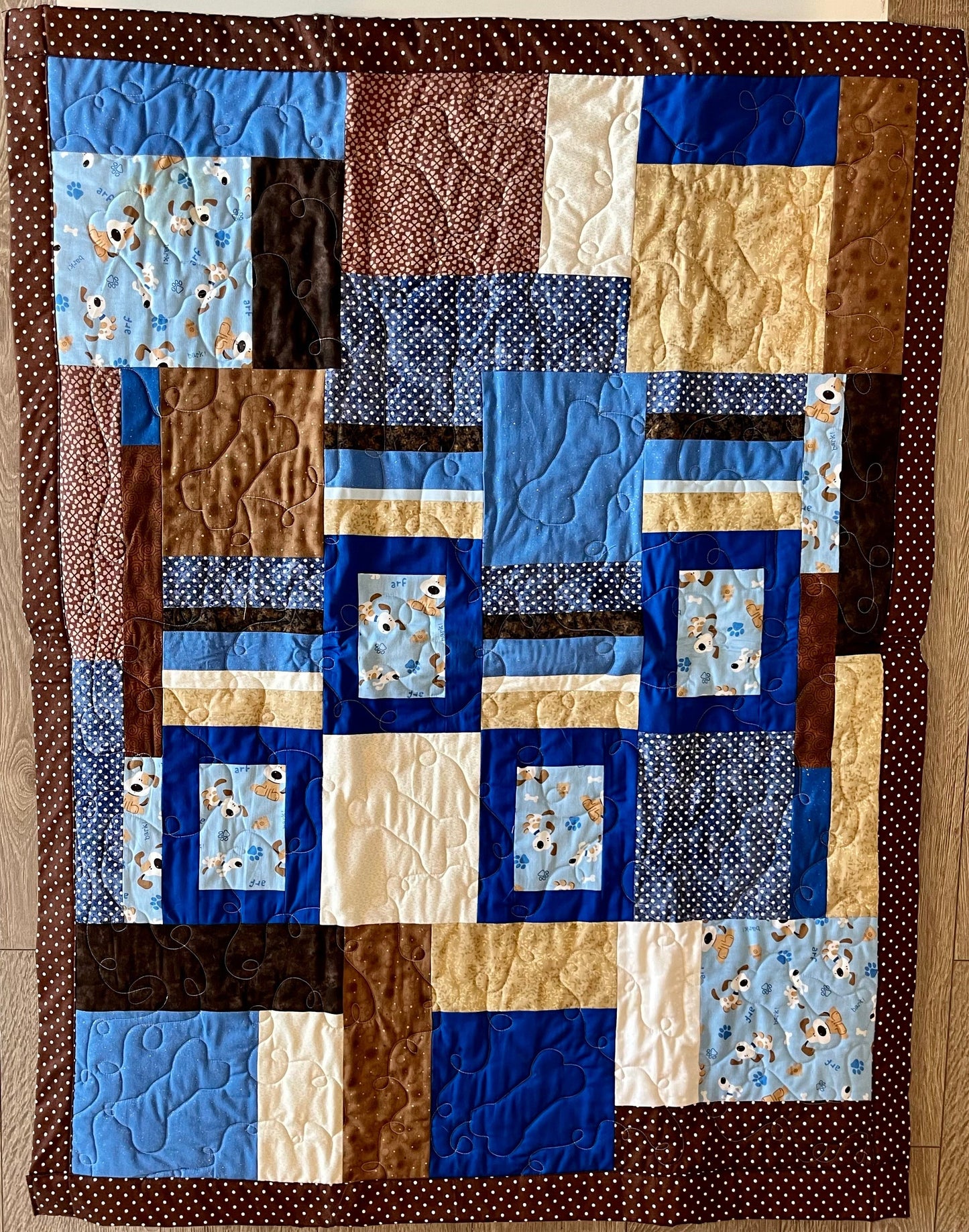 "Puppy Paws" Baby Quilt